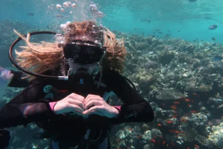 Boat Dive 9 Days-18 Dives